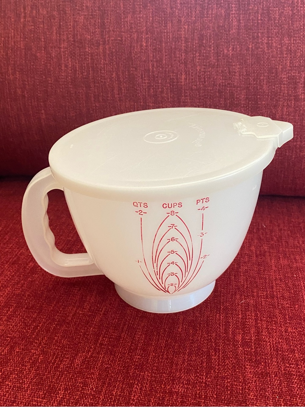 Vintage Tupperware Mix-N-Stor Lidded Measuring Cup 8 Cups 500-3, 698-3
